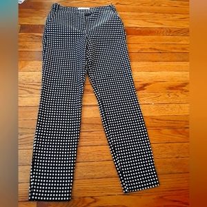 Abercrombie & Fitch Women's Black and White Polka dot pattern Pants. Size 0